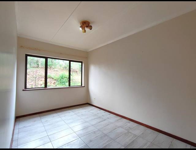 2 BEDROOM APARTMENT FOR SALE IN CLARENDON